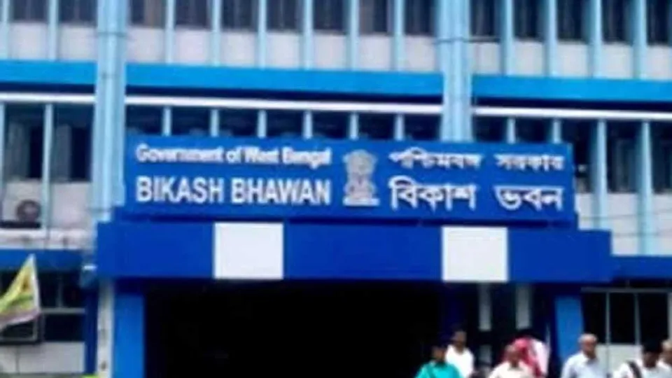 সিঙ্গল সাবজেক্ট টিচারদের কথা শুনল রাজ্য