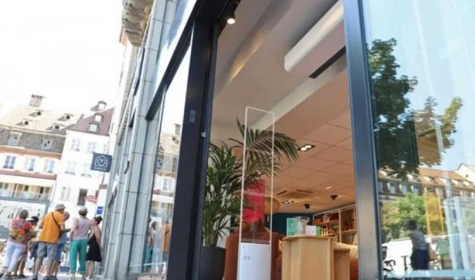 ফ্রান্সে শীতাতপ নিয়ন্ত্রিত দোকানের দরজা বন্ধ রাখার নির্দেশ