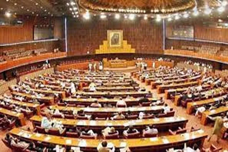 অর্থমন্ত্রীর পদত্যাগের দাবি বিরোধীদের