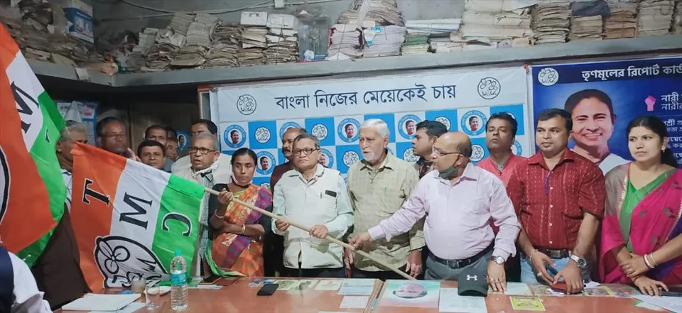 সিপিএম ছেড়ে তৃণমূলে যোগ দিলেন একাধিক