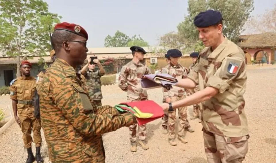 বুরকিনা ফাসোর মাটিতে ফরাসি সামরিক অভিযানের আনুষ্ঠানিক সমাপ্তি