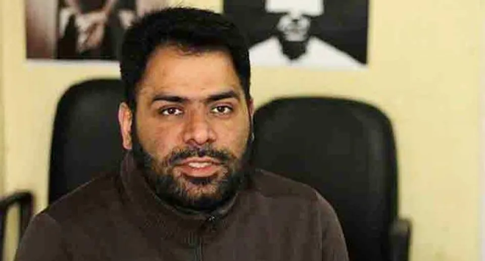 সন্ত্রাসবিরোধী আইনে গ্রেফতার কাশ্মিরি মানবাধিকার কর্মী