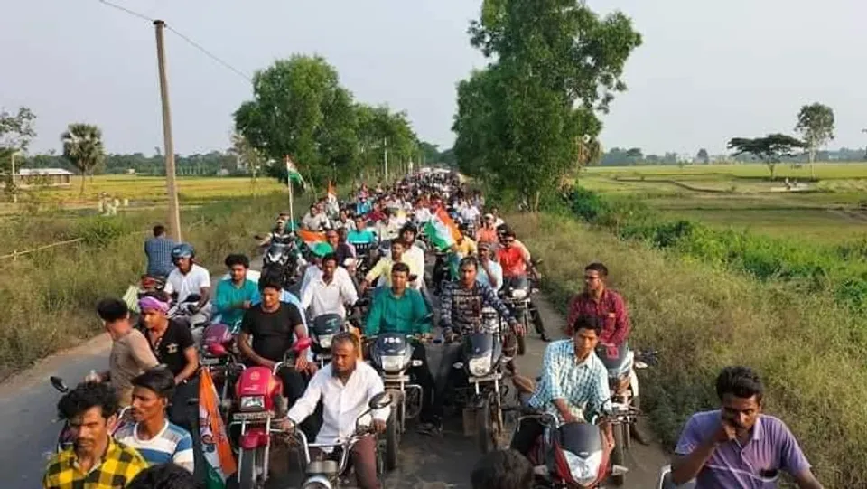 ডিজেল পেট্রোলের মূল্যবৃদ্ধির প্রতিবাদে পিংলায় বাইক র‍্যালি তৃণমূলের