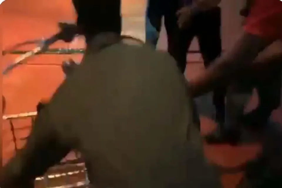 সমুদ্রে ডুবে গেল মাছ ধরার নৌকা, এখনও পর্যন্ত উদ্ধার ৫