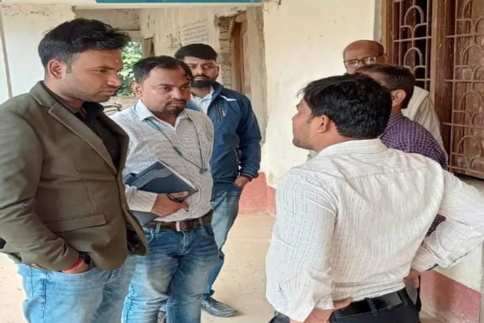 মানিকড়া জুনিয়ার হাইস্কুল পরিদর্শনে গেলেন সবংয়ের বিডিও