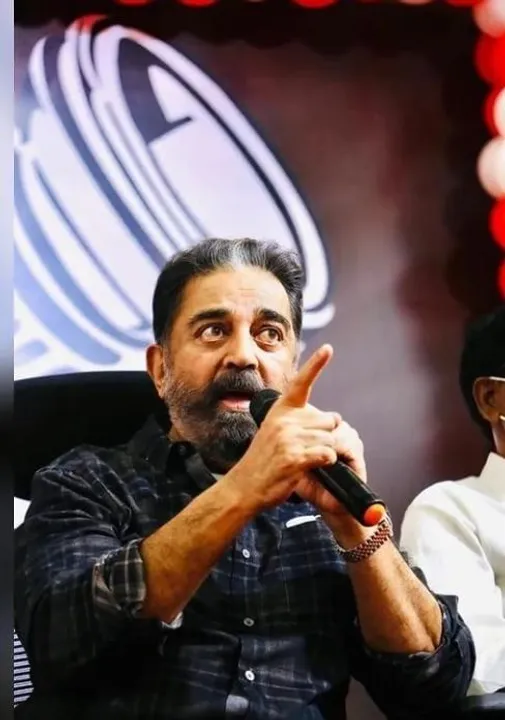 সংযুক্ত আরব আমিরশাহীর ১০ বছরের গোল্ডেন ভিসা পেলেন কমল হাসান