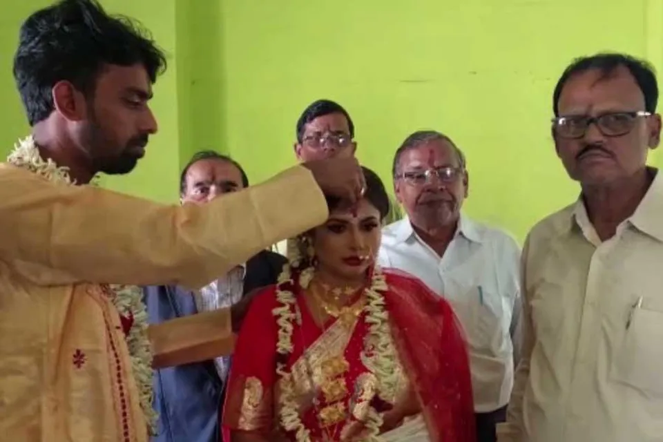 বৌমার বিয়ে দিয়ে মানবিক দৃষ্টান্ত গড়লেন শ্বশুরমশাই