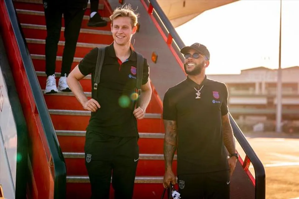 শীর্ষ স্থান দখলের লড়াইয়ে আজ বার্সেলোনা