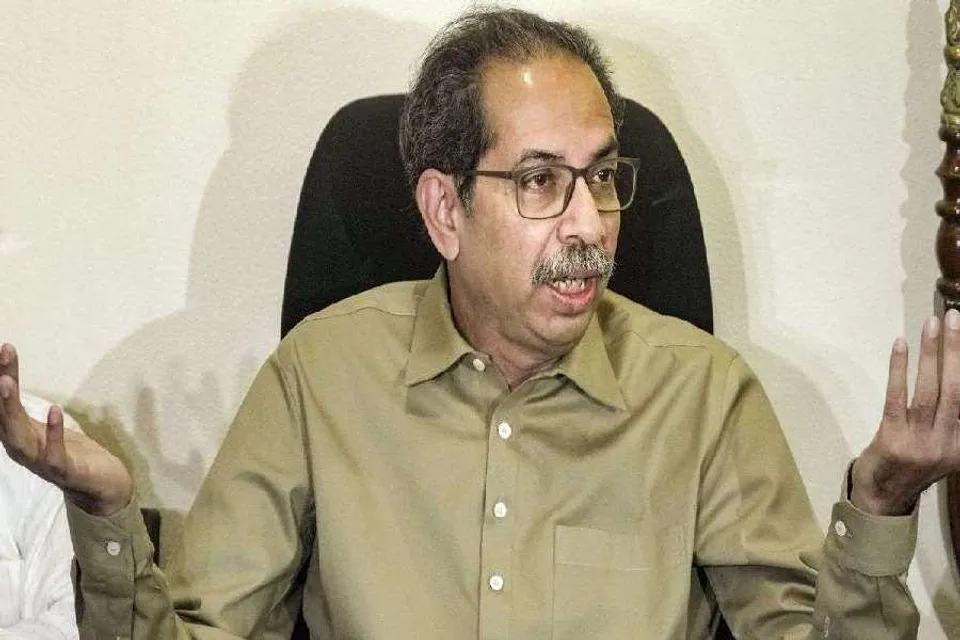 এবার প্রতীক চুরির অভিযোগ আনলেন উদ্ধব ঠাকরে