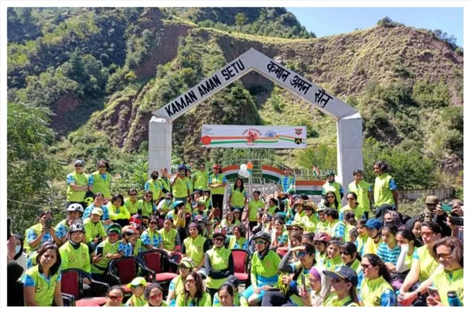 মহিলা ক্ষমতায়ন প্রচারের জন্য সাইকেল র‌্যালি জম্মু ও কাশ্মীরে