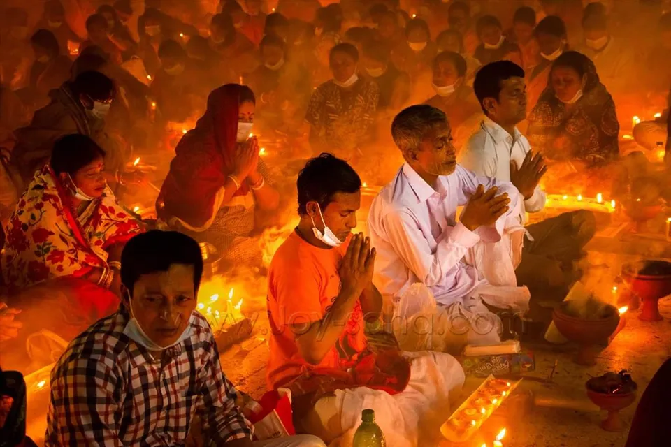 বাংলাদেশে  হিন্দু ধর্মাবলম্বীদের ‘রাখের উপবাস’ পালন