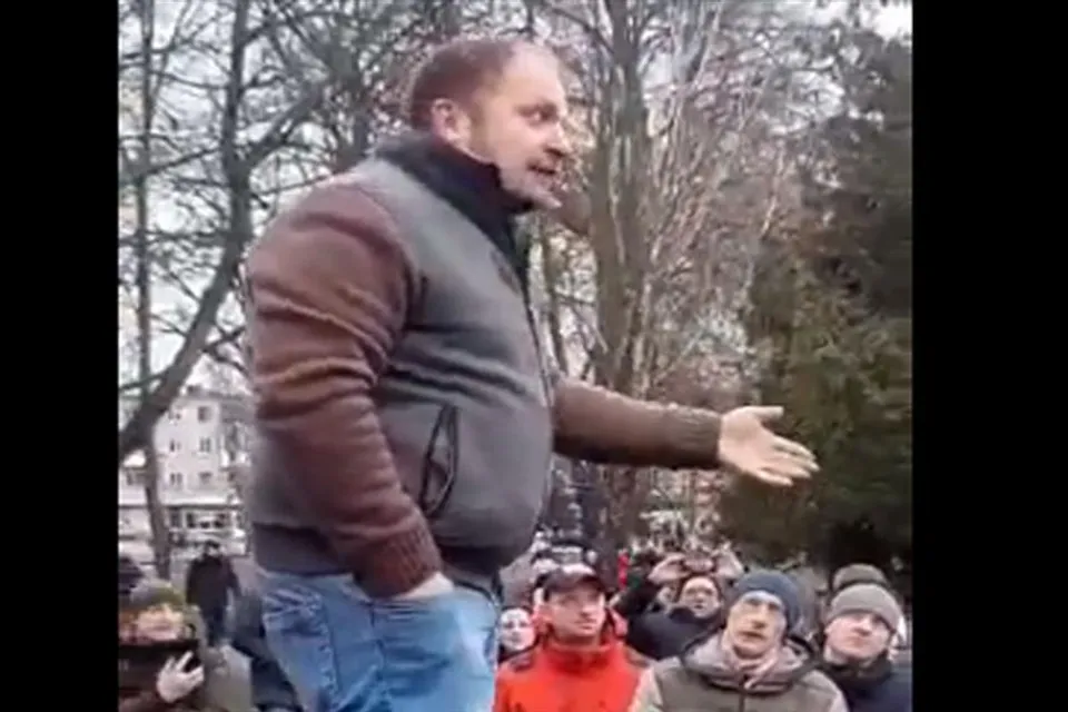 আত্মসমর্পণ করুন, নয়তো উড়িয়ে দেওয়া হবে শহর, হুঁশিয়ারি রাশিয়ার