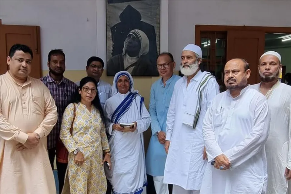 মাদার টেরেসার স্মৃতিচারণায় শহর কলকাতা