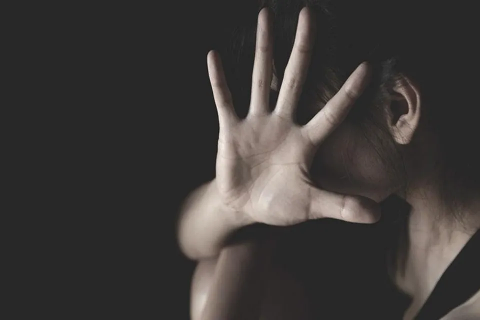 স্কুলে ৪ বছর বয়সী শিশুকে ধর্ষণের অভিযোগ