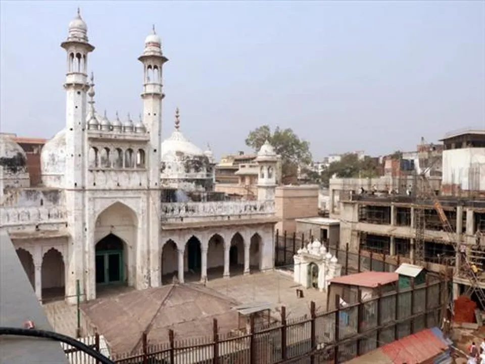 আজ জ্ঞানবাপী চত্বরে 'শিবলিঙ্গ'-এর উপাসনার আবেদনের ভিত্তিতে রায় দেবে আদালত