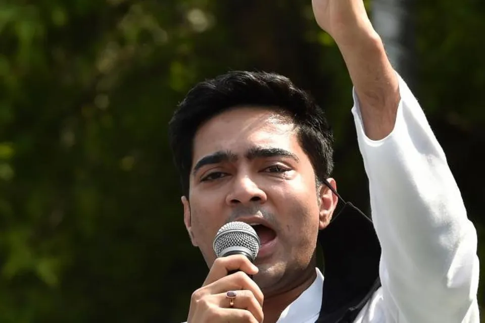 সংসদে পেগাসাস নিয়ে রণকৌশল নির্ধারণে তৃণমূল সাংসদের বৈঠকে অভিষেক