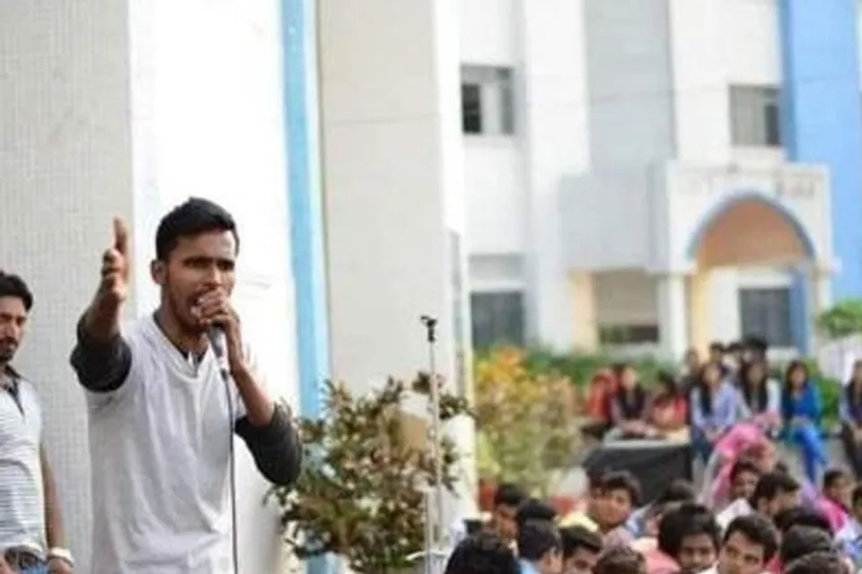 আনিস মৃত্যুতে ফের পথে এসএফআই