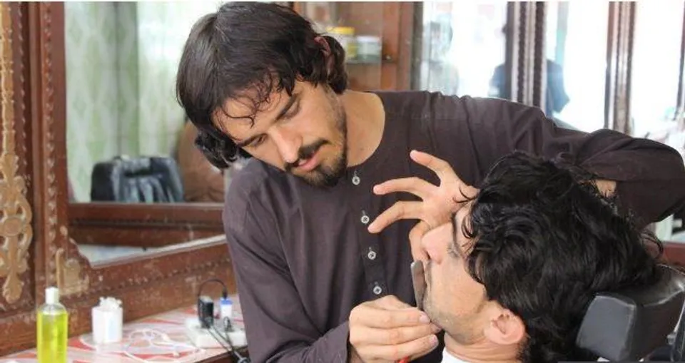 হেলমন্দ প্রদেশের নাপিতদের দাড়ি কামানোর উপর নিষেধাজ্ঞা জারি করেছে তালিবানরা