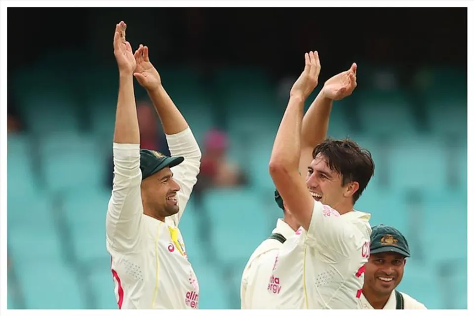 দক্ষিণ আফ্রিকার বিরুদ্ধে চালকের আসনে অস্ট্রেলিয়া