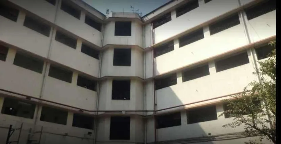 বন্ধ হয়ে গেল অশোক হল হায়ার সেকেন্ডারি গার্লস স্কুল