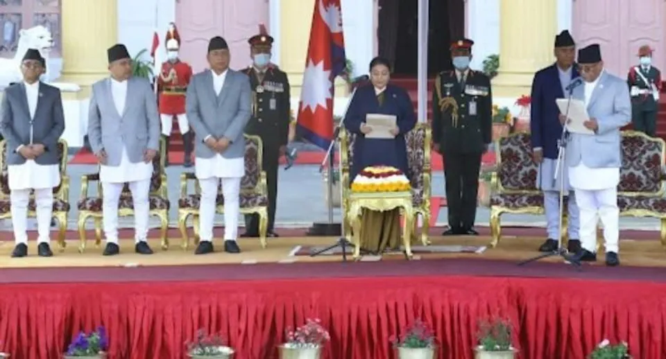 নেপালের প্রধানমন্ত্রী পদে শপথ নিলেন প্রচণ্ড