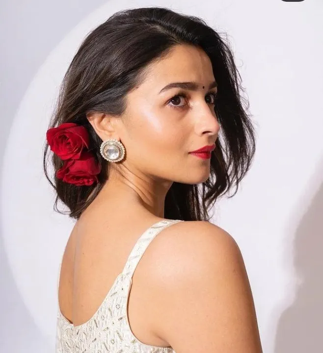 'গঙ্গুবাঈ কাথিয়াওয়াড়ি' নিয়ে আগ্রহী আলিয়া