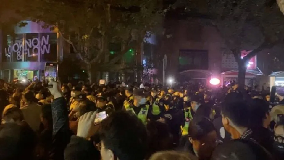 চীনা রাষ্ট্রদূতকে তলব যুক্তরাজ্যের