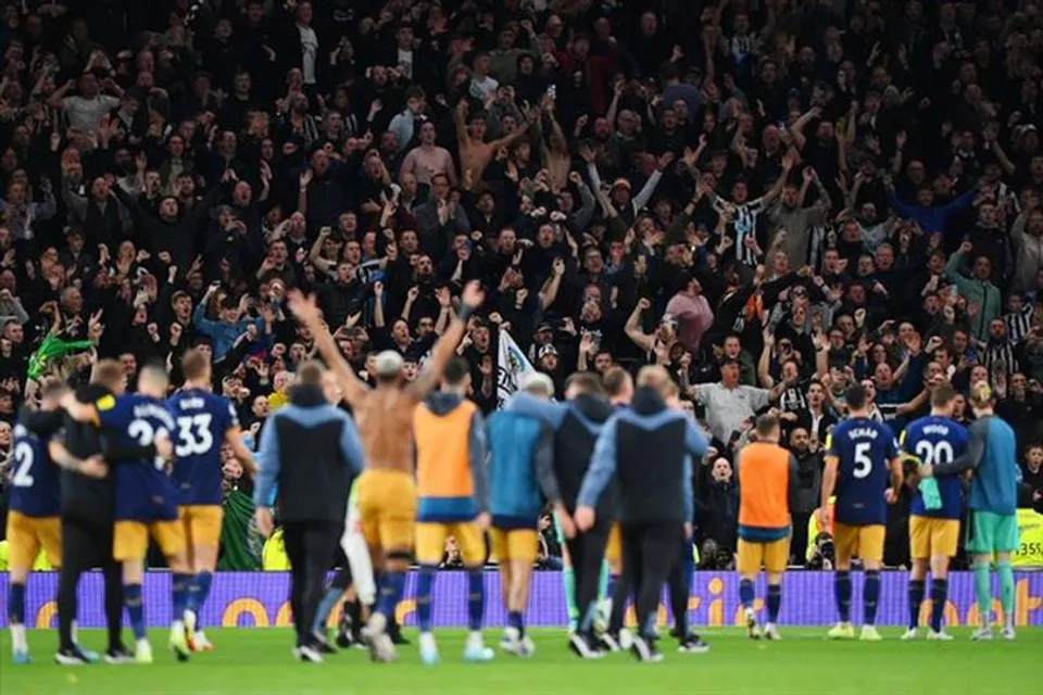 প্রথম পাঁচে রদবদল, দেখে নিন প্রিমিয়ার লিগের পয়েন্ট টেবল