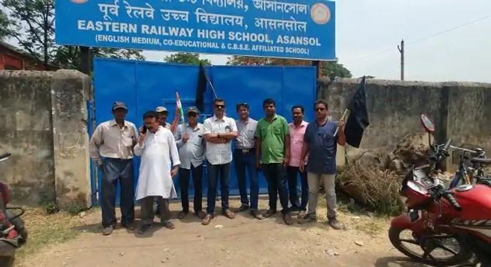 স্কুল বন্ধের বিষয়ে কী বললেন কংগ্রেস নেতা প্রসেনজিৎ পুইতুনদি? দেখুন ভিডিও