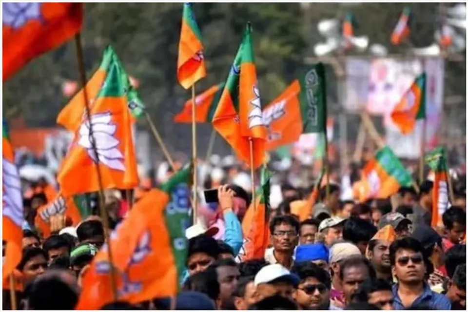 প্রকট বিজেপির গোষ্ঠীকোন্দল! ১৪ জনের বিরুদ্ধে থানায় অভিযোগ