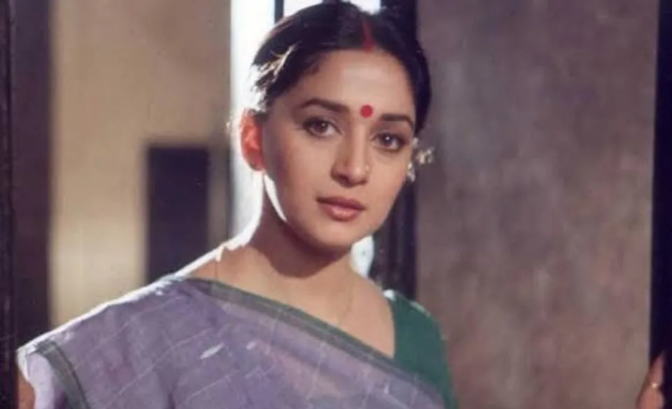 'মৃত্যুদন্ড'-এর ২৫ বছর উদযাপন করছেন মাধুরী দীক্ষিত