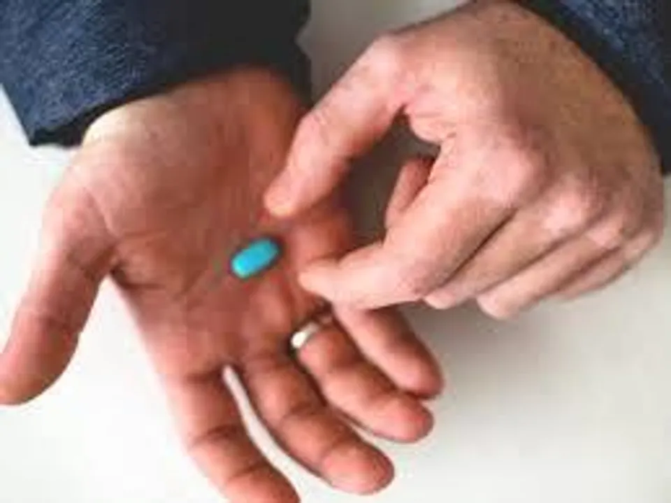 ওষুধ খেয়ে লিপ্ত হচ্ছেন সঙ্গমে?