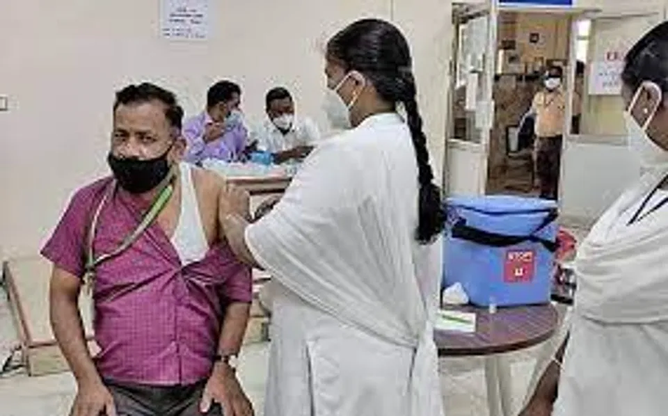 মেডিক্যাল ক্যাম্পে ভ্যাকসিন নেওয়ার আগে সত্যতা যাচাই করুন:  কলকাতা পুলিশ