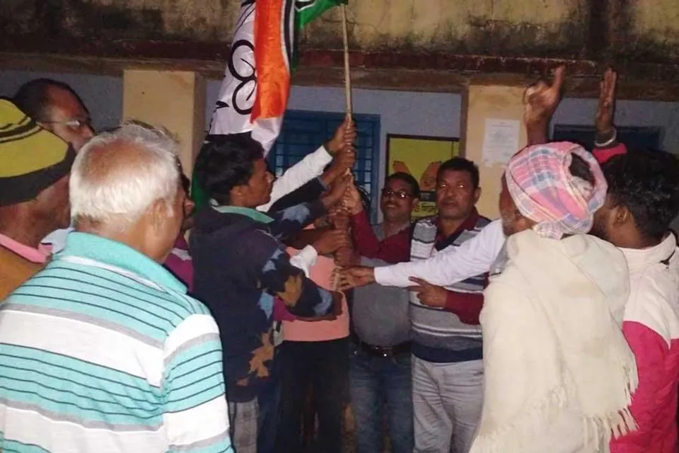 পঞ্চায়েত ভোটের আগে তৃণমূলে গেরুয়া শিবিরের শতাধিক নেতা-কর্মী