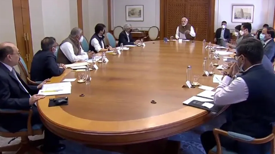 রাশিয়া-ইউক্রেন সংঘাত পরিস্থিতিতে উচ্চ পর্যায়ের বৈঠকের ডাক প্রধানমন্ত্রীর