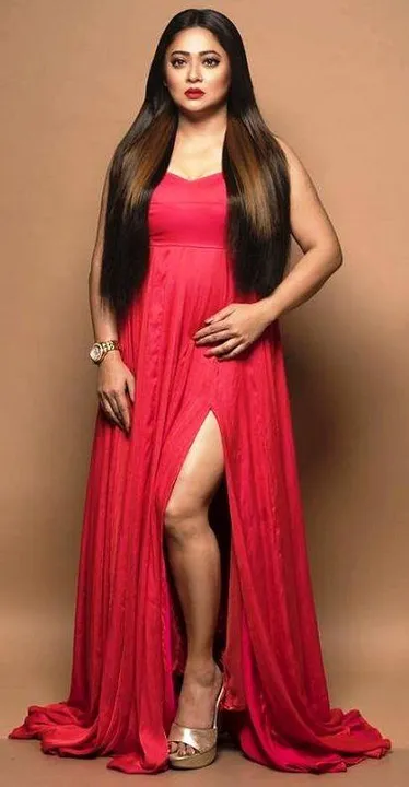 সৌন্দর্য্য নিয়ে নাওয়াজের সাথে একমত রুপাঞ্জনা