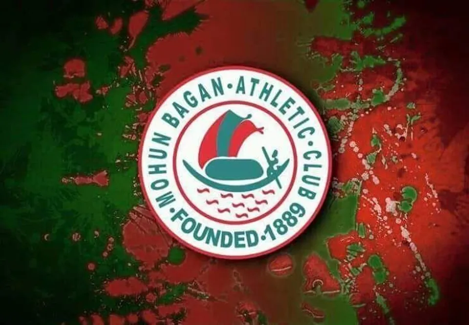 মাঠে বইছে সবুজ-মেরুন ঝড়