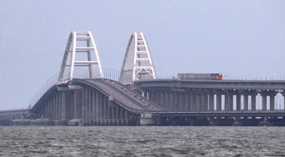 ক্রিমিয়া ব্রিজের দুই লেনে গাড়ি চলাচল পুনরায় শুরু হয়েছেঃ রাশিয়ার উপ-প্রধানমন্ত্রী