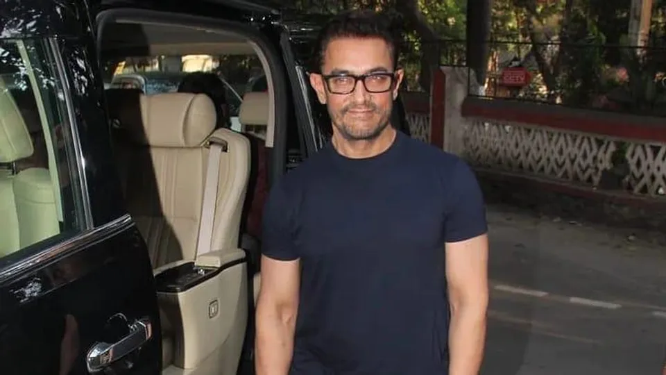 ক্ষমা চাইলেন আমির খান?