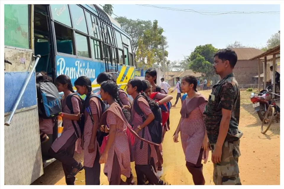 জলপাইগুড়ির পর এবার মেদিনীপুর, মাধ্যমিক পরীক্ষার্থীদের পাশে পরিবহন দপ্তর