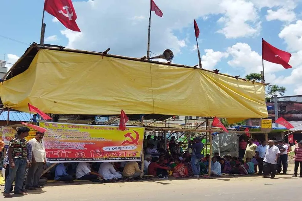 দাসপুর জুড়ে ডেপুটেশন দিল বামেরা