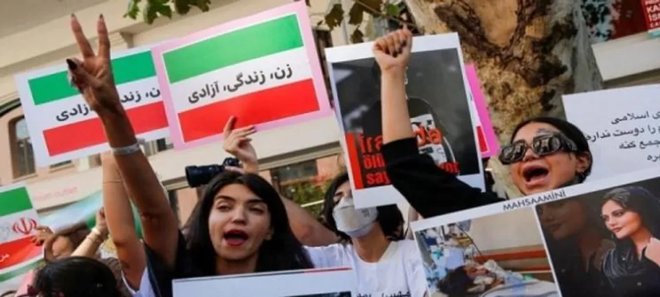 বিক্ষোভ দমন: ইরানের ওপর ইউরোপীয় ইউনিয়নের আরও নিষেধাজ্ঞা