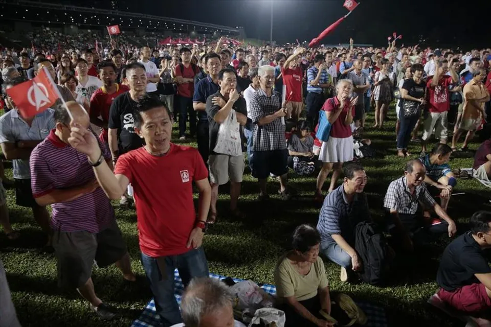 দীর্ঘ ১৬ বছর পর জার্মানিতে পালাবদল