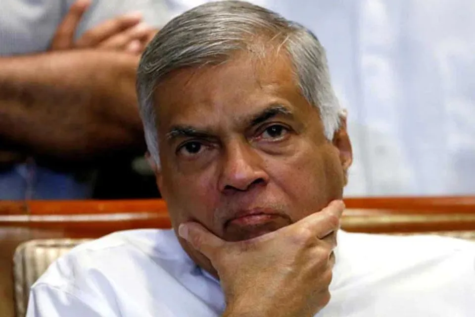 আইএমএফে যাওয়ার আগেই ফুরোতে পারে সম্পদ, আশঙ্কা প্রাক্তন প্রধানমন্ত্রীর