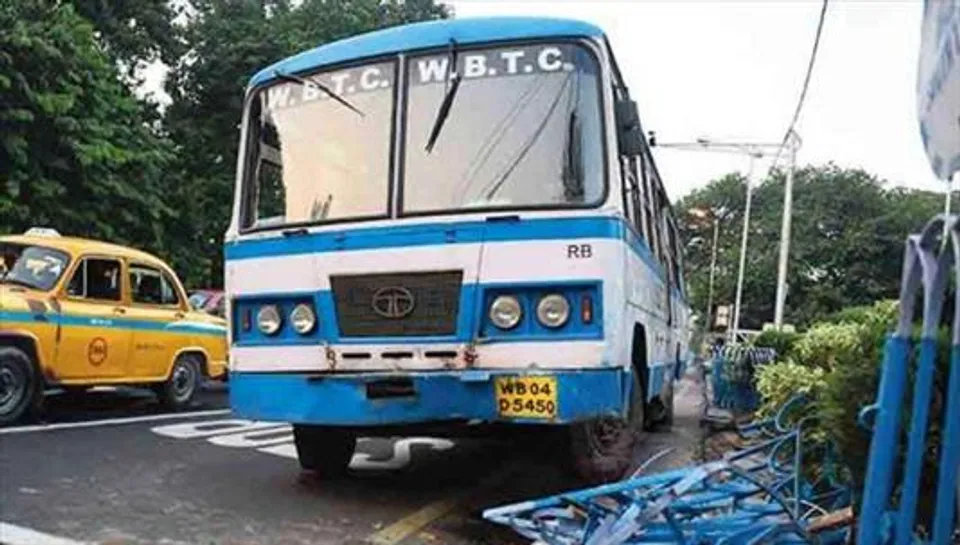 রক্ষণাবেক্ষণে কোটি টাকার বকেয়া, সরকারি বাসের ভবিষ্যৎ নিয়ে উঠছে প্রশ্ন