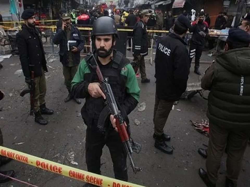 করাচি হামলার তদন্তে পাঁচ সদস্যের তদন্ত কমিটি গঠন করেছে পাকিস্তান পুলিশ