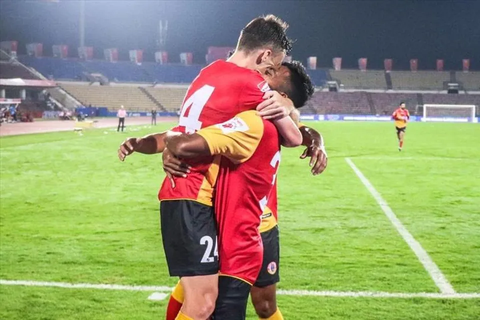 খোশ মেজাজে দোহার্তি