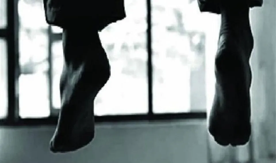 কোবরা ক্যাম্পে আত্মঘাতী সেনা এক জওয়ান, চাঞ্চল্য