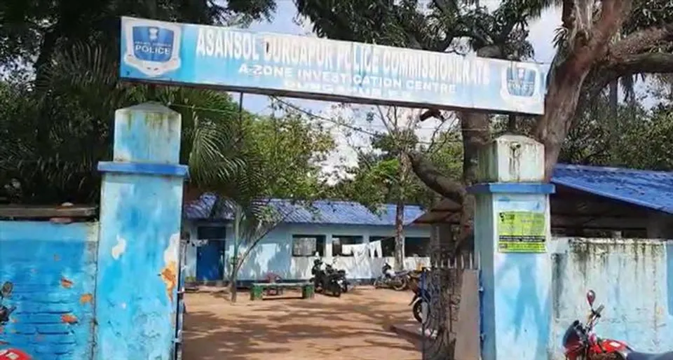 পুলিশের ছদ্মবেশে দূর্গাপুরের ব্যাস্ততম বাজারে কেপমারী