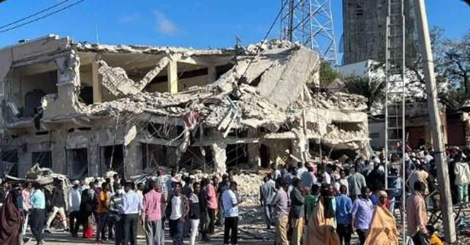 সোমালিয়ায় বোমা বিস্ফোরণে নিহতের সংখ্যা বেড়ে ১২০